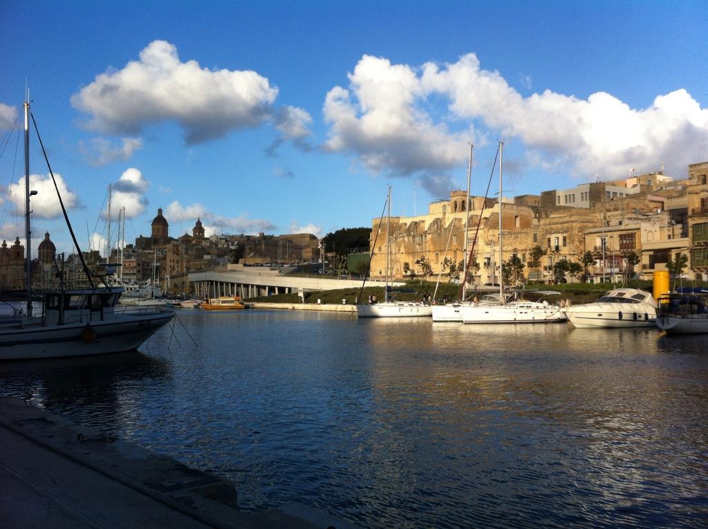 Genista Apartment Kalkara Стая снимка