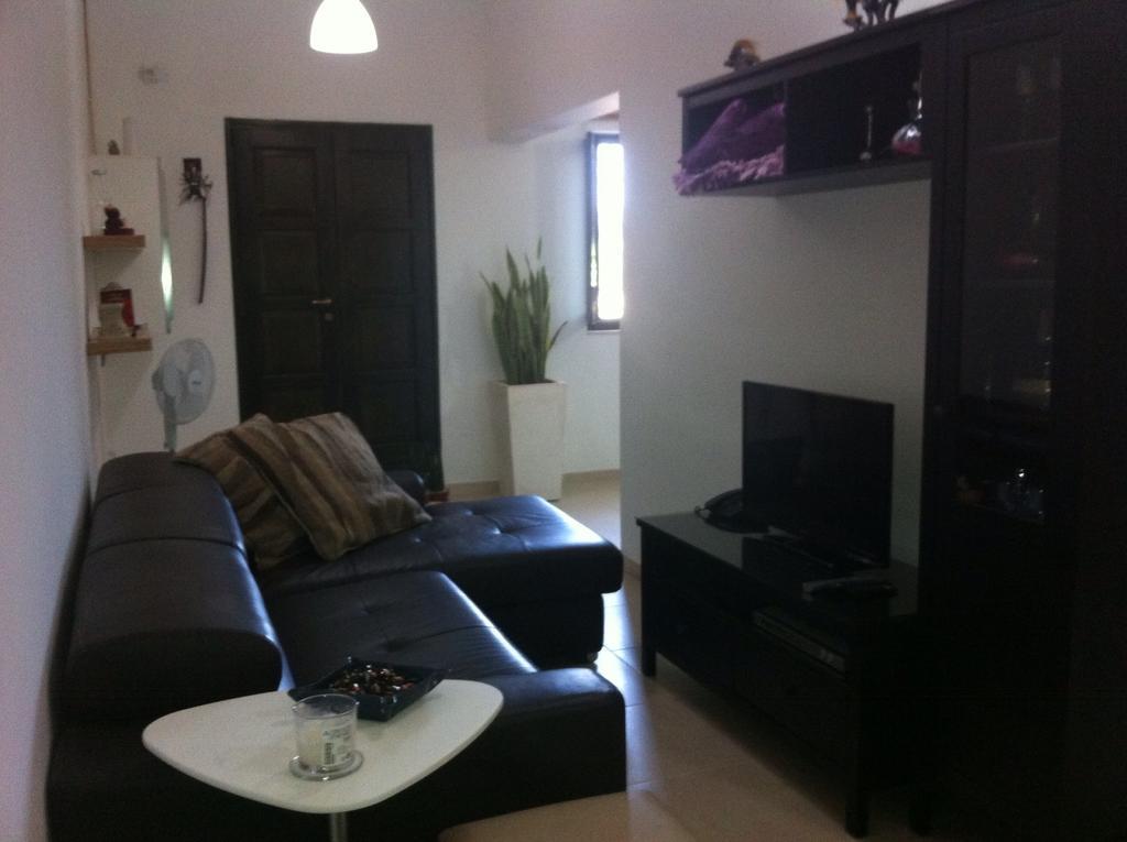 Genista Apartment Kalkara Стая снимка