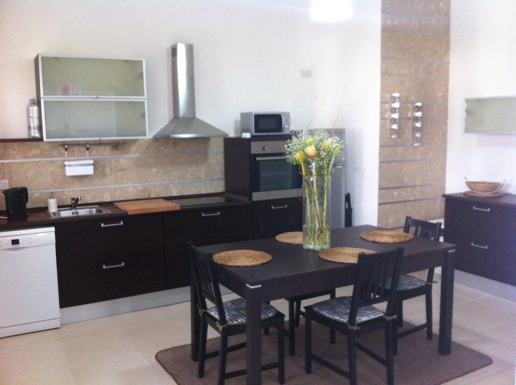 Genista Apartment Kalkara Стая снимка